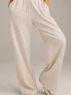 SOLD NWT Oner Active Foundations All Season Straight Leg Sweatpants